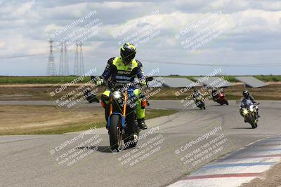 media/Apr-26-2024-TrackDaz (Fri) [[c4b677d280]]/C Group/140pm (Wheelie Bump)/